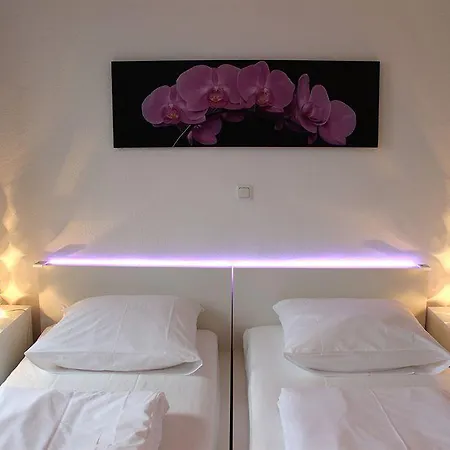 Hotell Art 3*